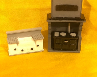 1/48th  dolls house furniture kit ..Handmade Pan Miniatures