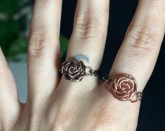 Handmade Copper Rose Ring with Gunmetal Chain Band
