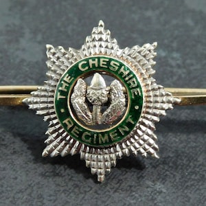 Vintage WW2 9ct Gold Enamel Military Sweetheart Broach Brooch Cheshire Regiment (13040)