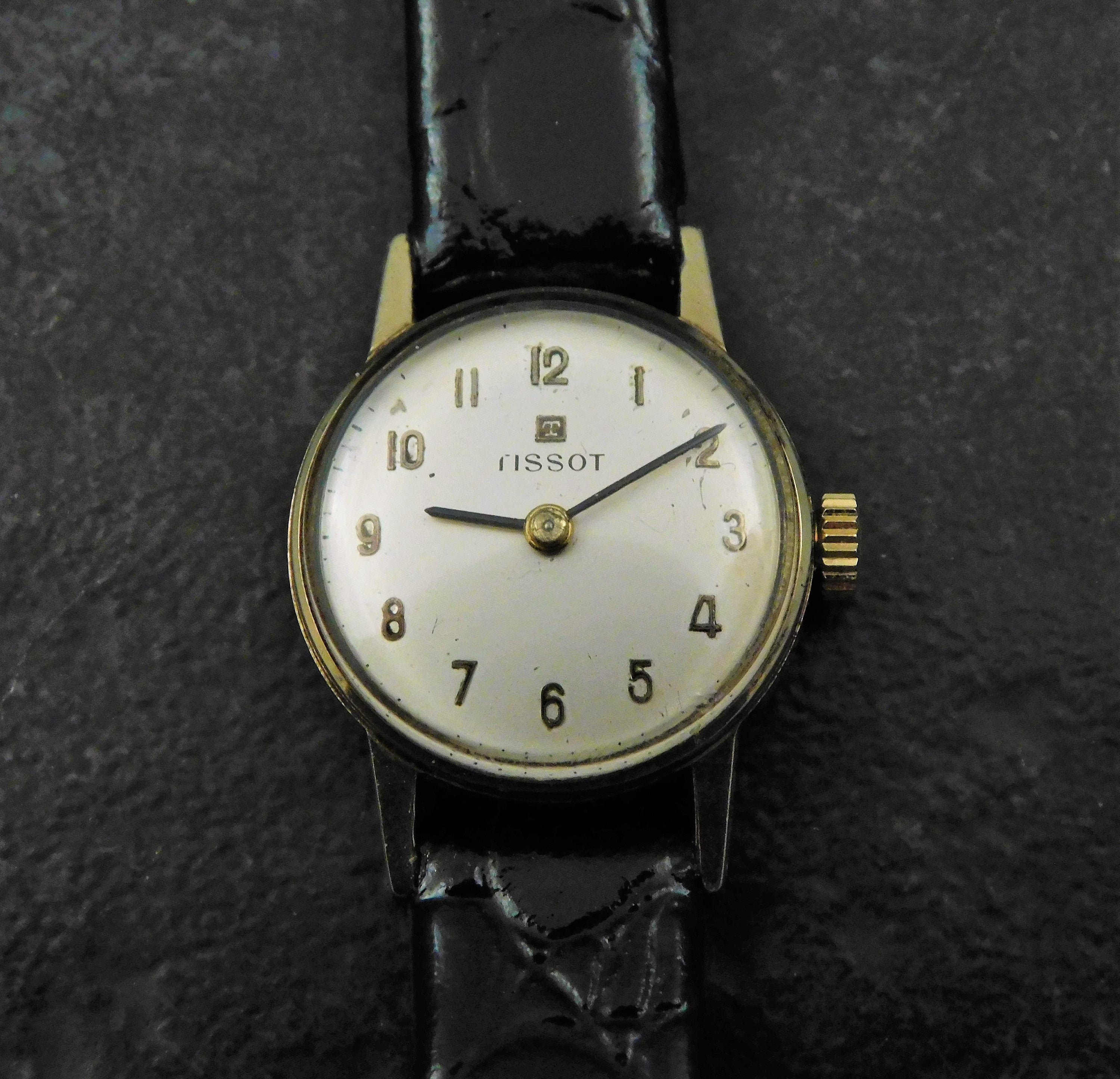 Ladies Vintage 9ct Gold Watch Tissot 