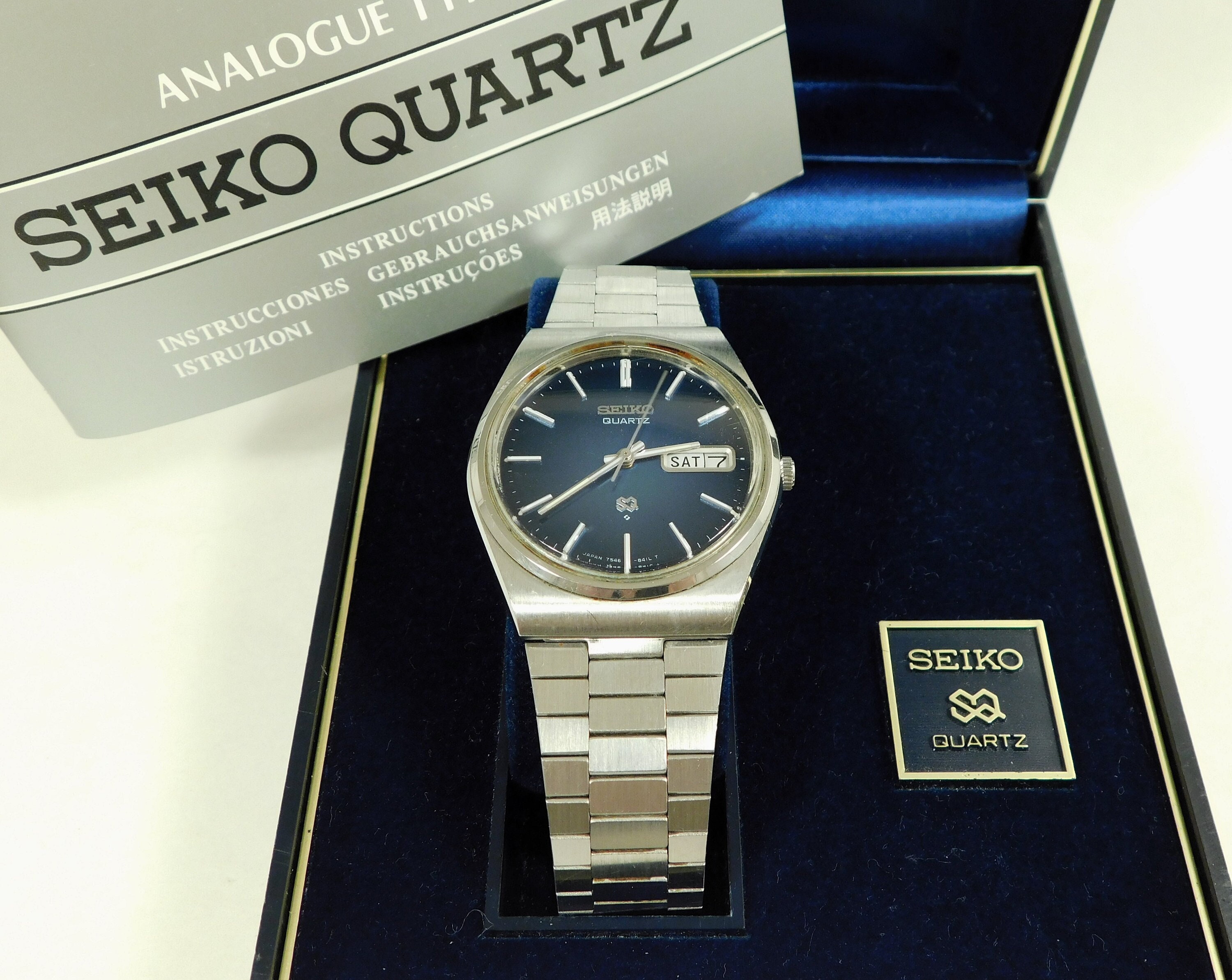 Working Mans Seiko SQ Quartz Day Date Blue Dial Wristwatch Box