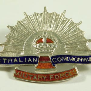 Vintage WW2 Silver & Enamel Australian Military Forces Sweetheart Badge Brooch (17503)