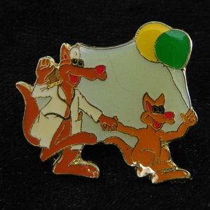 Vintage LOGO PIN, Miniature Toys, Cartoon Kangaroo, Kangaroo Doctor, enamel pin, Pinback Button, Fan pin, Patche, Badge, Comic Art