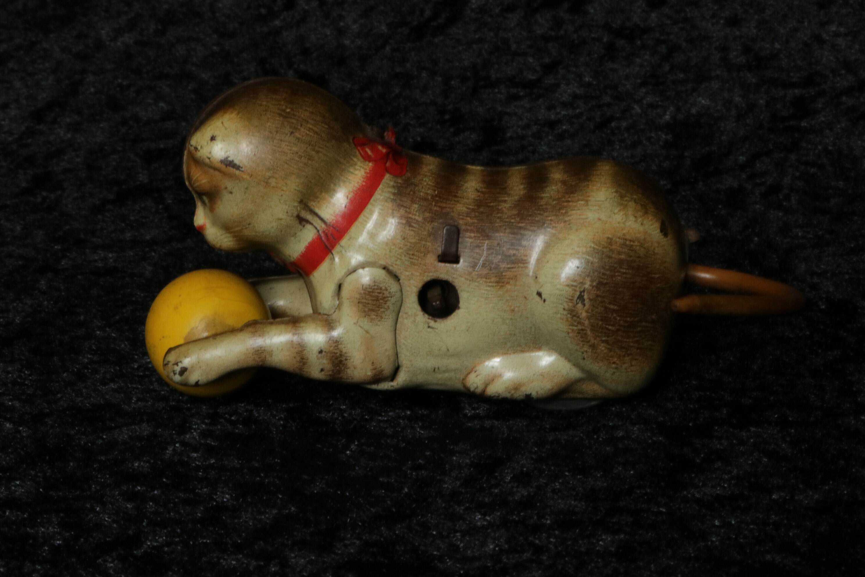 Vintage Toys, Collectible, US Zone Toys, Miniature Sheet Metal Cat