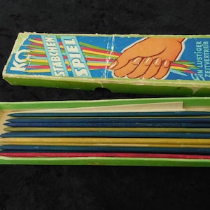 Juego de mesa, coleccionable, Mikado Pick-up Sticks vintage, en caja de cartón original, Mikado Sticks de madera gruesa de los años 50, juego de sutileza