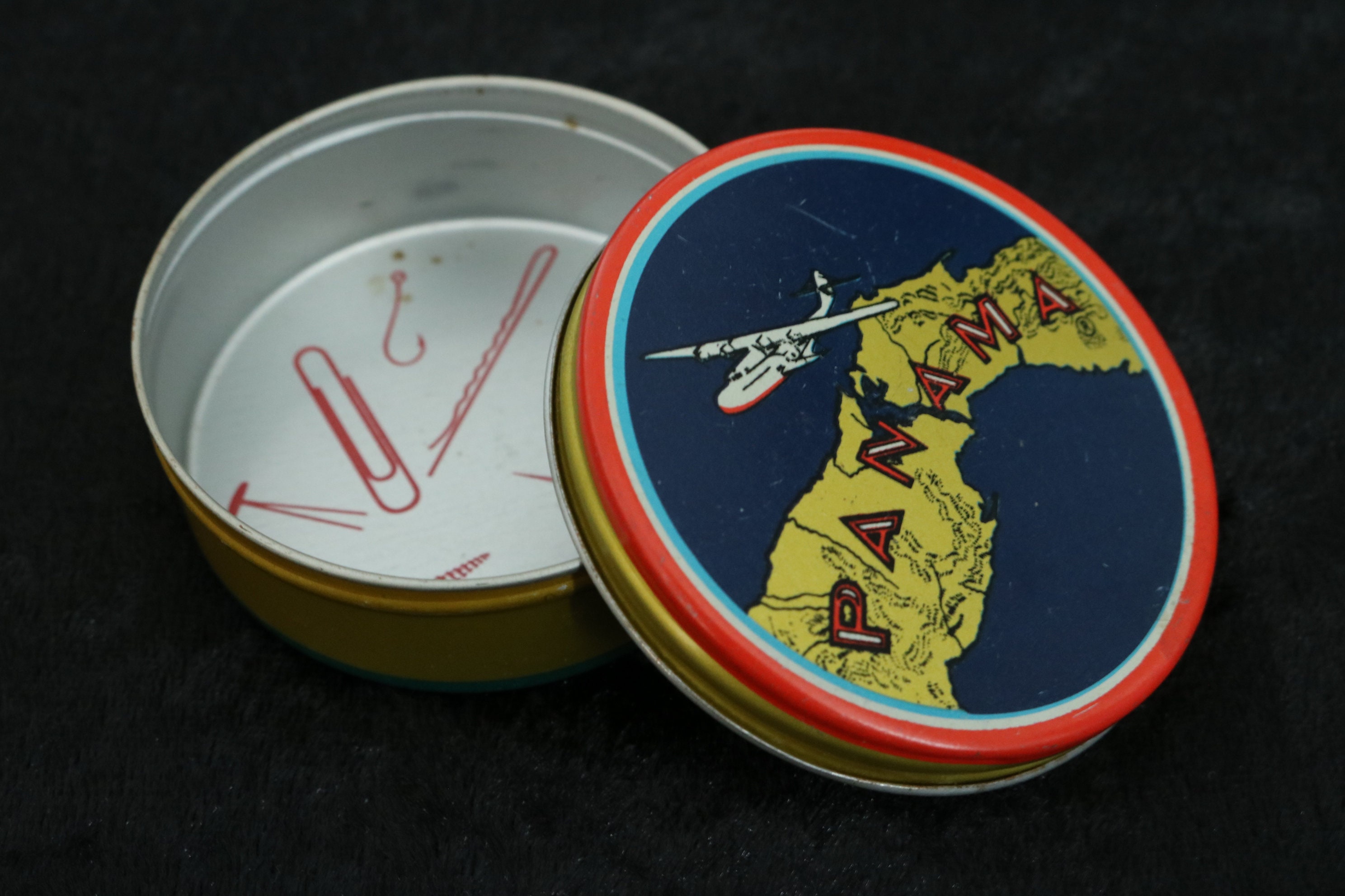 Vintage Toys, Collectible, Manifold Supplies Panama Tin, Dollhouse Furniture, aluminium tin, Made in Brooklyn NY USA, 1940s