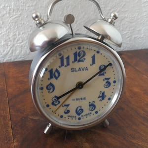 SLAVA 11 Rubis, alarm clock, RARE vintage alarm clock, made in USSR