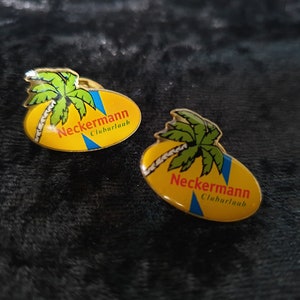 Vintage Pin, Badge, promotion Pin, collectible toys, Neckermann Club Holiday