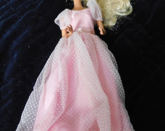 Vintage Toys, Collectible BARBIE Doll with pink long dress, original from 1966