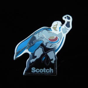 Vintage LOGO PIN, odznaka promocyjna, miniaturowe zabawki, Scotch Super Man Pin, emalia Pin, przycisk Pinback, łatka, szpilki, odznaka, clipart, komiks