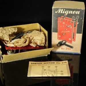 Mignon 250 clockwork motor, spring motor No. 250 with key and original instruction, 1950s made in Germany