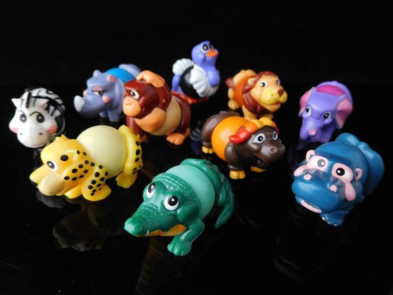 kinder egg lion toy