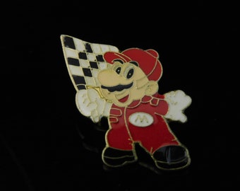 Vintage LOGO PIN, Miniature Toys, Super Mario with race Flag, NINTENDO, Enamel Pin, Pinback Button, Patche, Pins, Badge, Clip Art, Comic
