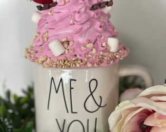 Strawberry mug topper