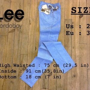 Vintage High-Waisted Lee Hose Frauen Klar Blau Cord, Größe 28, 1970s Dead Stock.