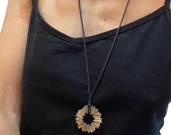 Collier Vintage Brutaliste Années 80 Biche De Bère - Modèle Biche/feuille, Longueur Max 43 Cm