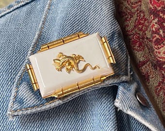 Vintage Bakelite Lizard  Brooch — French Art Deco Jean Painlevé Jewelry