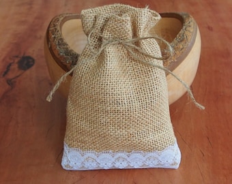 Burlap / Hessian and white lace mini favour bags