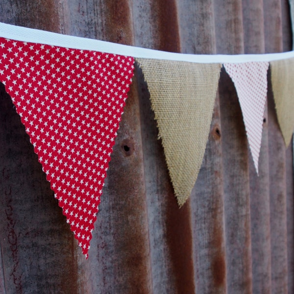 Rustic Burlap and Cotton Christmas Bunting with stars. Hanging christmas decorations.