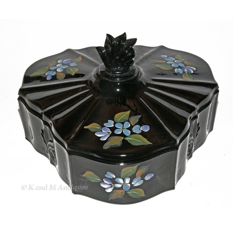 Fenton #7160QB Blue Hydrangeas on Black Covered Candy Box - Thumbnail 3