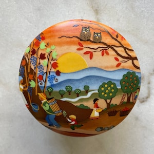 Vintage Trinket box Barbara Furstenhofer Porcelain Jewelry holder Made in Germany collectible Owls Countryside Vineyards Romance Love Gift