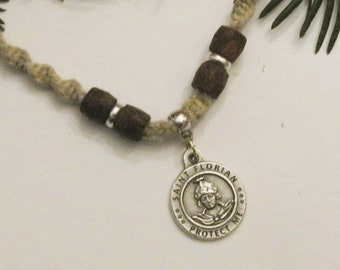 Collar de Cáñamo, Charm de San Florián, Patrón de los Bomberos, Cruz de Malta, Medalla de Protección