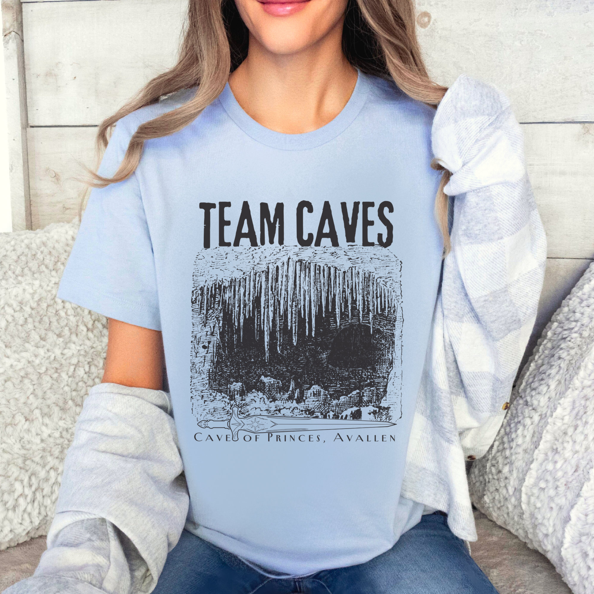 Team Caves Crescent City 3 Unisex Tee | House of Flame and Shadow