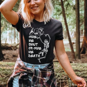 Give me smut or give me death | reader Unisex t-shirt