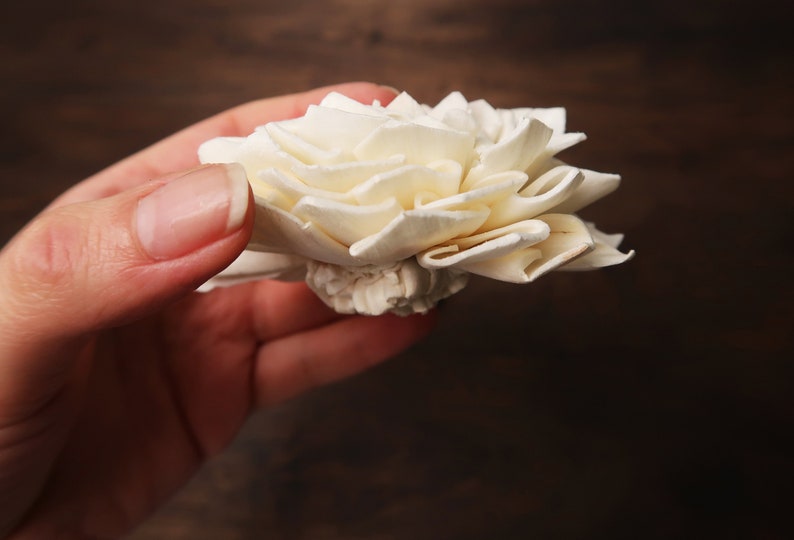 white ivory floral supply Sola Flowers Dahlia shape DIY Wedding bouquet wholesale natural wooden flower rustic folded flower 8cm