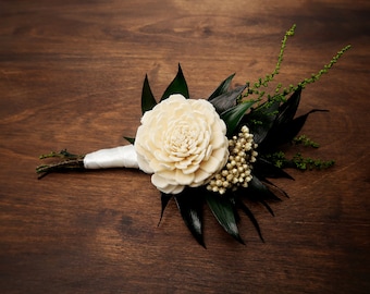 Ivory dark green groom's boutonniere preserved ruscus greenery sola rose flower rice flowers vintage elegant natural wedding