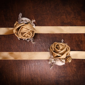 Gold glamour wedding, wrist corsage with cedar rose Sola Flowers, dried flowers satin ribbon, elegant great gatsby 20s retro