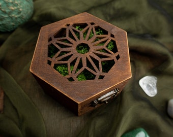 Woodland Celtic ring bearer box, moss rings box