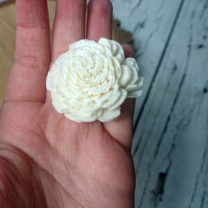 Small Sola Flowers, diy wedding floral decorations, ivory wooden flowers wholesale, florist supply, 4cm 1,5 natural table decor confetti image 5