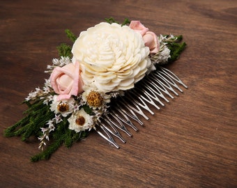 Accessoire de mariée romantique morceau de cheveux PEIGNE fleurs séchées sola vert ivoire blush rose mariage boisé rustique cyprès verdure toile de jute