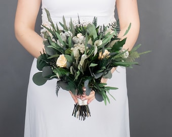 Woodland boho wedding bouquet, champagne real flowers and woodsy greenery eucalyptus ferns, realistic natural floral decoration