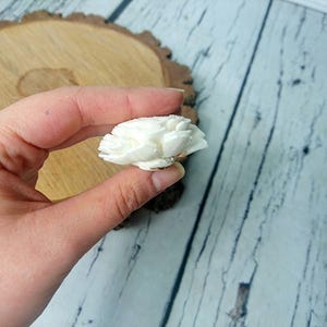 Small Sola Flowers, diy wedding floral decorations, ivory wooden flowers wholesale, florist supply, 4cm 1,5 natural table decor confetti image 4
