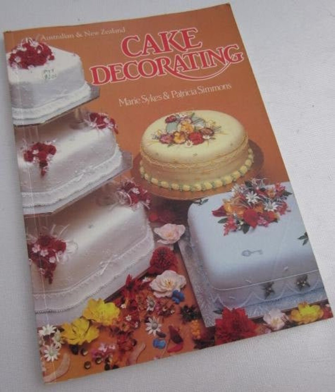 1991 Australian & New Zealand CAKE DECORATING Marie Sykes Etsy