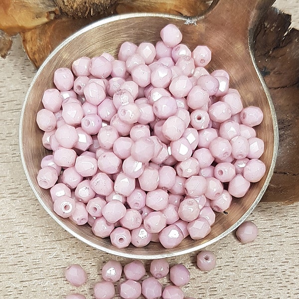 Perles verre facetté Tchèque rose lustré 4x4mm Lot de 20 ou 60 perles