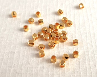 Perles intercalaires tonneau facetté métal plaqué or 18k 3.5x3.5x3mm Lot de 10 perles