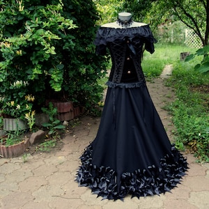 Gothic/ Black Metal/ Royal Fantasy/ Dress/ Corset/ Blouse/ Lace/ Victorian /Vampire/ Witch /Cosplay/ Custom