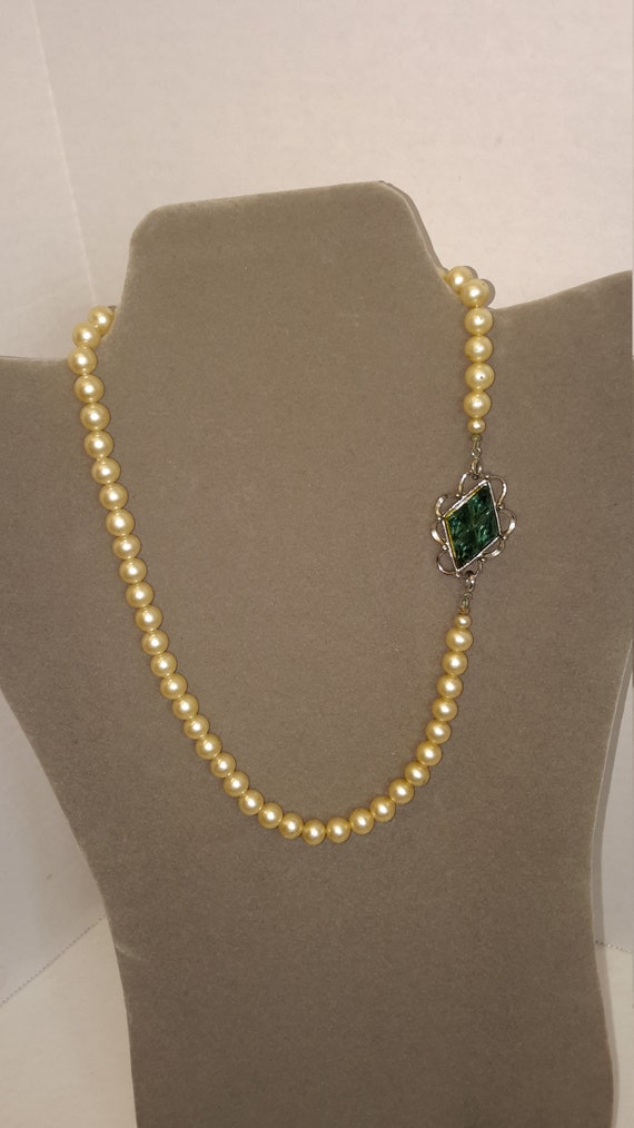 Vintage Signed Emmons Faux Pearl Necklace With Gre