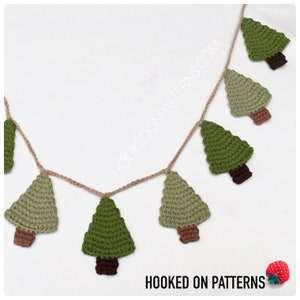 Crochet Pattern - Christmas Tree Garland - Mini Tree Ornaments - Xmas Decorations - PDF Download ONLY