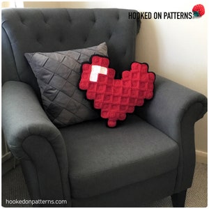 Pixel Heart Pillow Crochet Pattern PDF Download in ENGLISH ONLY Crochet your own Heart Shaped Cushion for Valentine's Day image 8