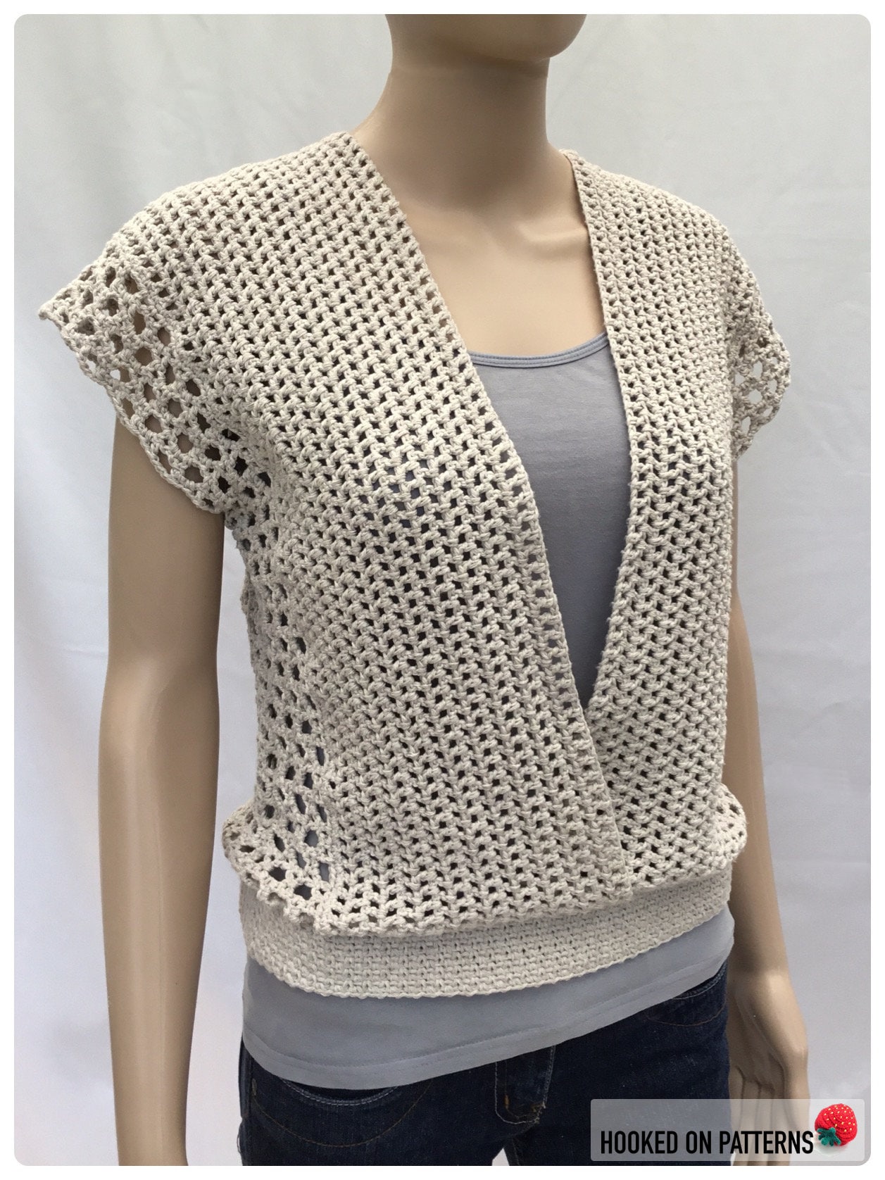 39 Summer Top Crochet Patterns: Chic Styles for Warm-Weather Dressing 16 Leora Summer Top