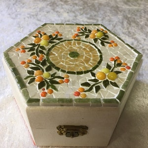 Hexagon shaped mosaic jewelry box. Decoration of yellow and orange glass beads: 13cmx12cm. Felt interior.