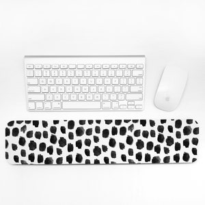 Polka Dot Keyboard Rest, Keyboard Wrist Pad Rest, Wrist Rest, Keyboard Rest, Cute Desk Mat Pad, Desk Accessories, Office Decor, Mouse Pads