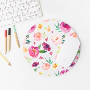 Floral Mouse Pad, Desk Accessories, Mouse Pad, Cute Mouse Pad, Cute Desk Accessories, Office Decor, Desk Decor, Floral Print, Mouse Pads