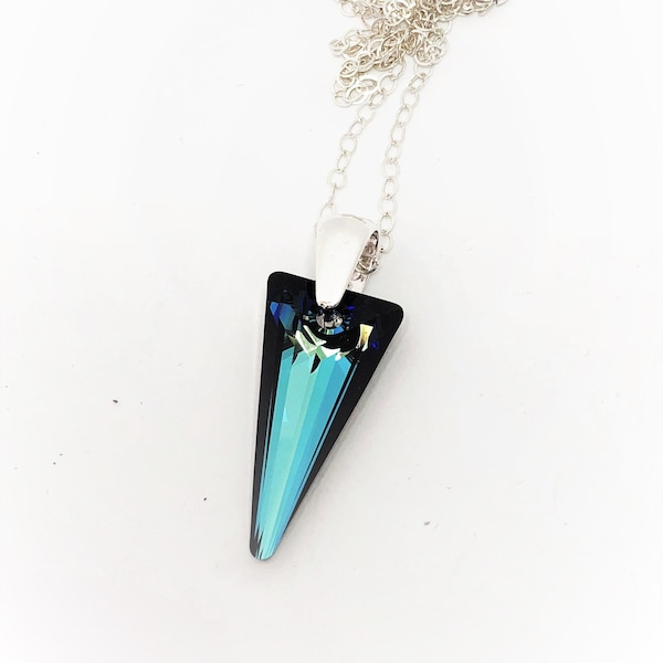 Pendentif en cristal bermuda blue spike, 925 sterling silver, grand crystal point de 28 mm, joli cadeau pour elle, collier de déclaration