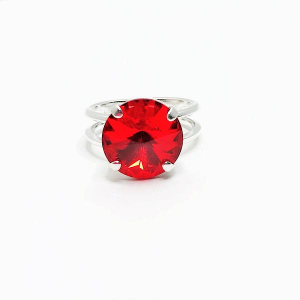 Bague réglable en cristal de siam léger, bijoux en cristal, bague en pierre ronde, cadeau en cristal pour elle, grande bague en argent cristal, bague en pierre rouge