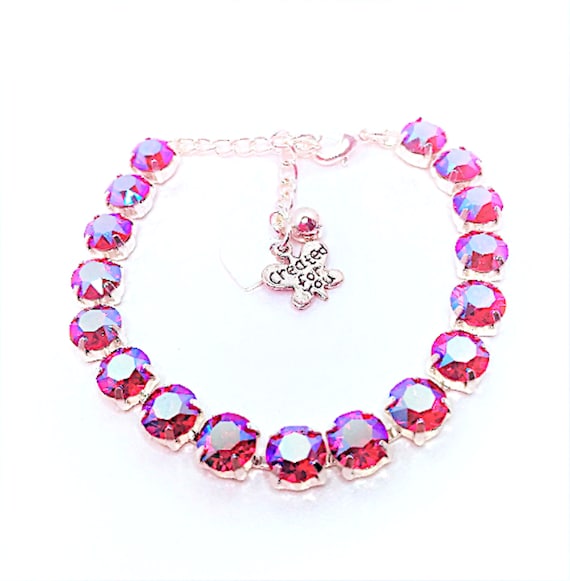 ピンクのオーストリア産クリスタルブレスレット：ライトサイアムシマー